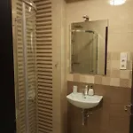 Szellőrózsa Apartman *