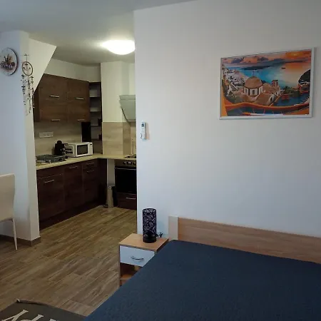 Apartament Szellorozsa *