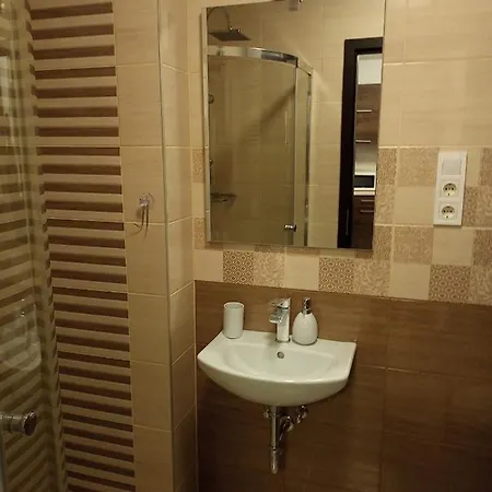 Apartment Szellorozsa *